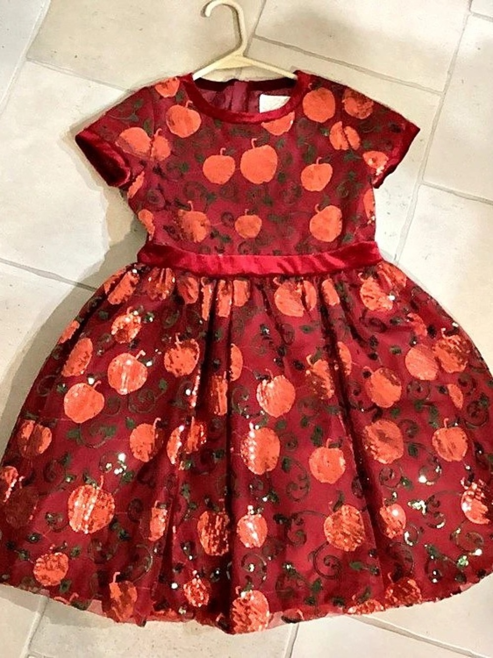 Disney Princess Snow White Sequin Apple Dress 9/10